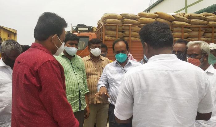 ప్రతి గింజనూ కొనుగోలు చేస్తాం