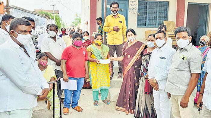 సీఎం కేసీఆర్‌తోనే వికలాంగులకు ఆర్థిక భరోసా