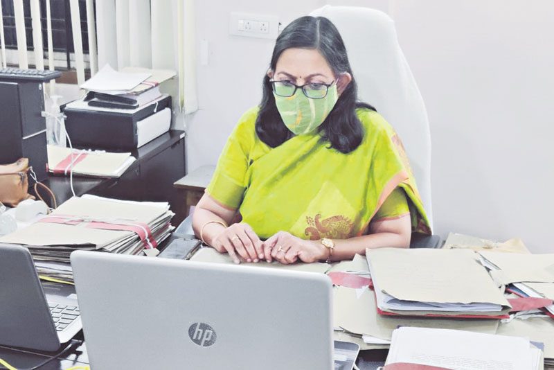 ఆరోగ్యశాఖ అధికారులు సమన్వయంతో పనిచేయాలి