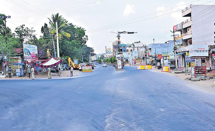 లాక్‌డౌన్‌కు అన్నివర్గాల నుంచి విశేష స్పందన