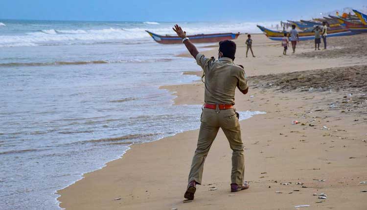 దూసుకొస్తున్న యాస్ తుఫాన్‌.. అప్ర‌మ‌త్త‌మైన ఒడిశా స‌ర్కారు