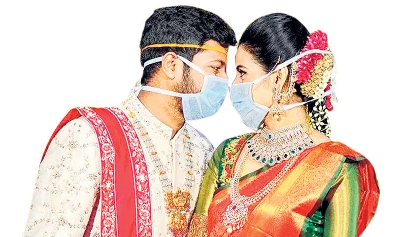 కల్యాణ ఘడియల్లో కరోనా గండం