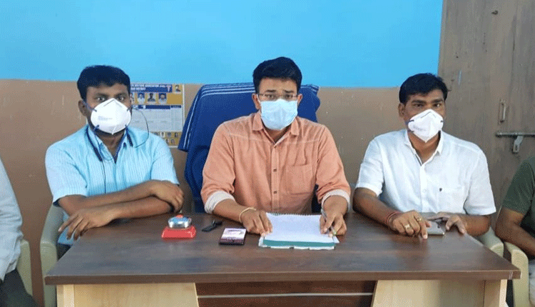 శాఖాపరమైన చర్యలు తీసుకోవాలి