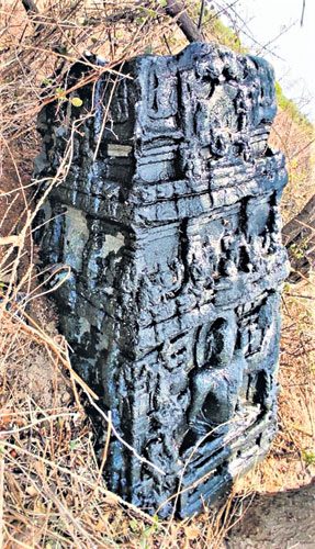 ఆకునూరులో జైనుల శిల్పాలు లభ్యం