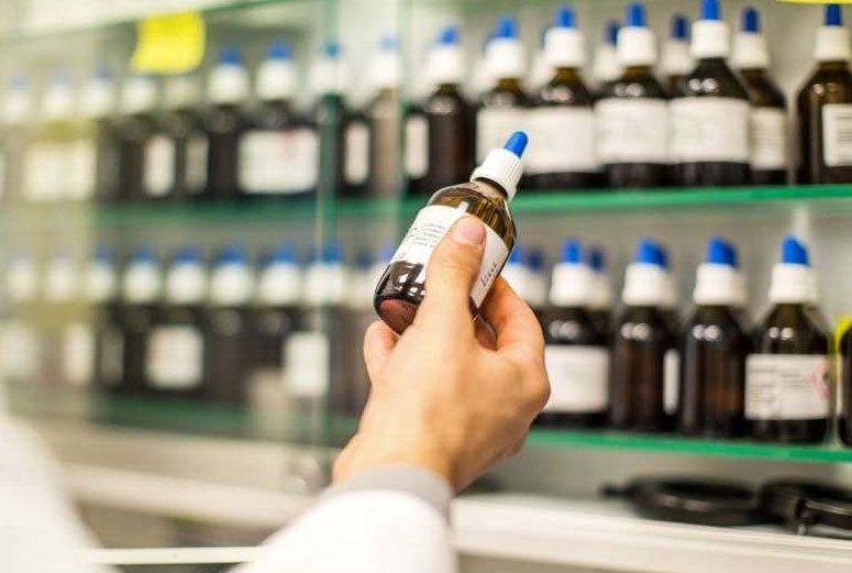 హోమియో‘మందు’ తాగి 9 మంది మృతి