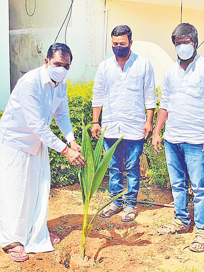 ఎమ్మెల్యే అంజయ్య గ్రీన్ ఇండియా చాలెంజ్