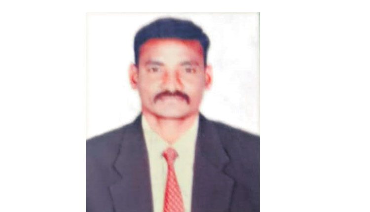 కుటుంబ కలహాలతో ఏఆర్‌ కానిస్టేబుల్‌ ఆత్మహత్య