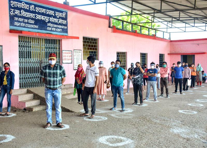 రెండో డోసుకు 12-16 వారాలు