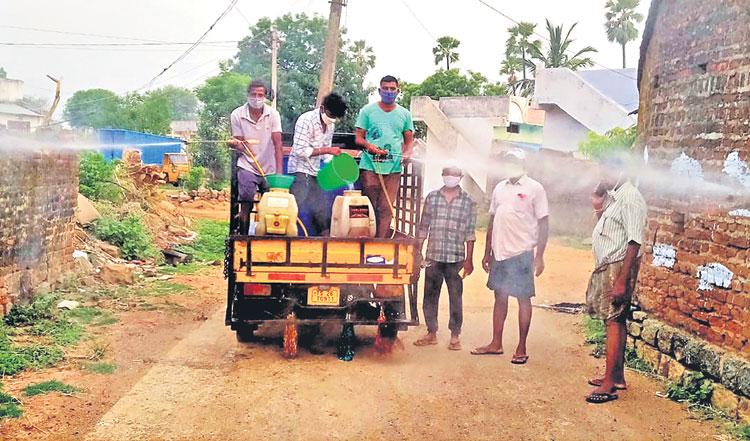 నలుదిక్కుల నిలువరించి!