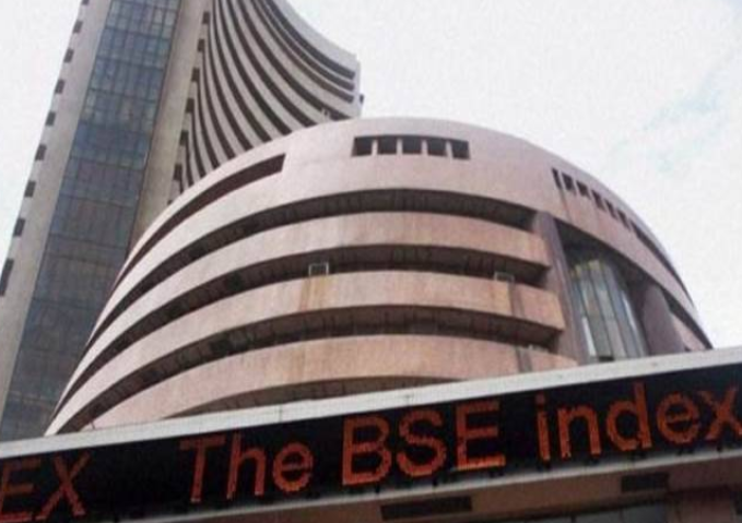 భారీ లాభాల్లో స్టాక్ మార్కెట్లు…ఇదే కారణం..