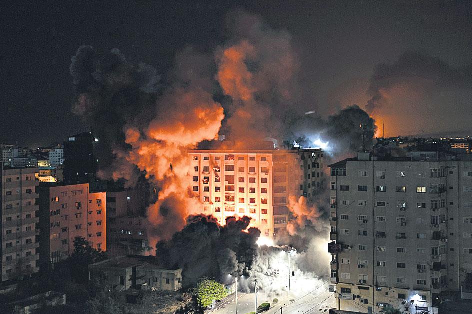 పశ్చిమాసియాలో అలజడి