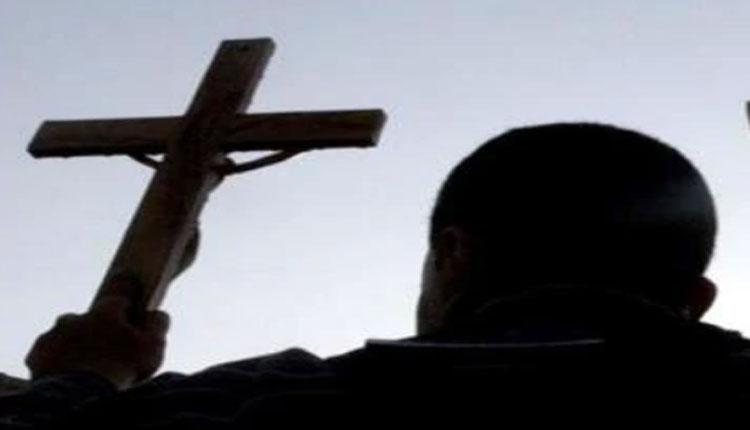 కేర‌ళ చ‌ర్చిలో క‌రోనా క‌ల‌క‌లం.. ఇద్ద‌రు ఫాద‌ర్లు మృతి