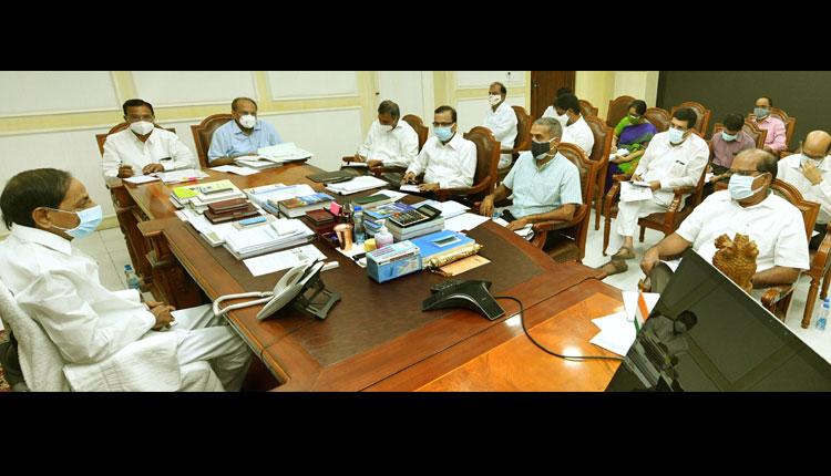 కల్తీ విత్తనాల నియంత్రణకు క్యూ ఆర్ కోడ్ విధానం అమ‌లు