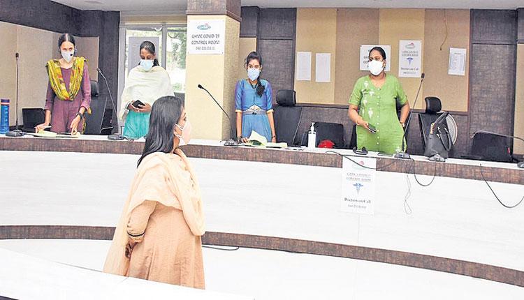 బాధితులకు భరోసా..