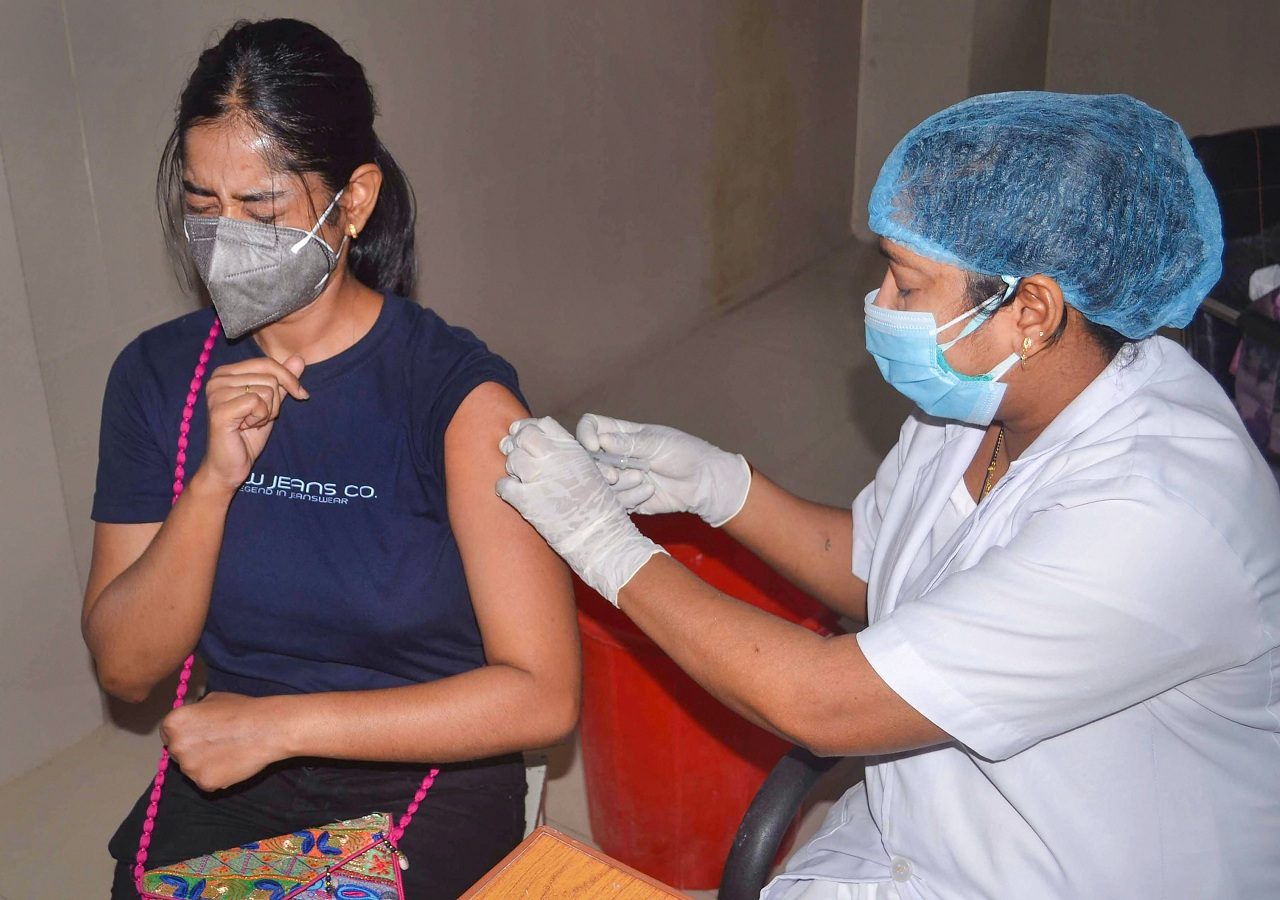 క‌రోనా వ్యాక్సినేష‌న్‌.. అమెరికాను మించిన ఇండియా