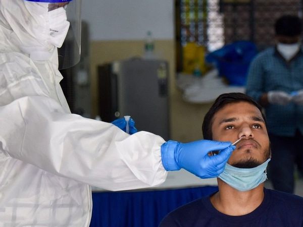 ఊర‌ట : త‌గ్గిన కరోనా మ‌ర‌ణాలు