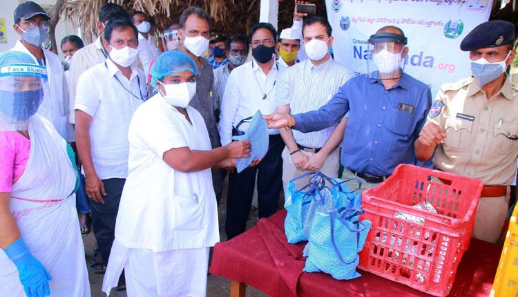 కరోనాను ధైర్యంగా ఎదుర్కోవాలి