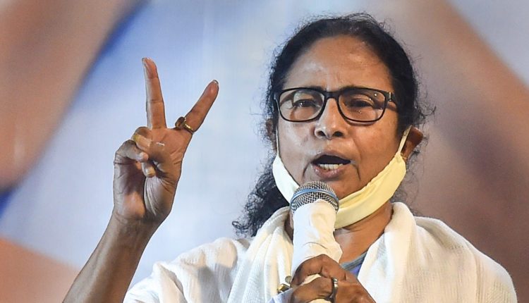 బెంగాల్ హింస వెనుక కాషాయ పార్టీ : దీదీ