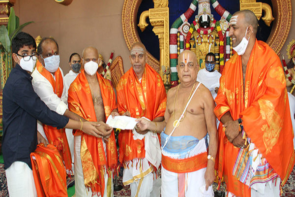 ఎస్వీబీసీ ట్రస్టుకు కోటి రూపాయ‌లు విరాళం