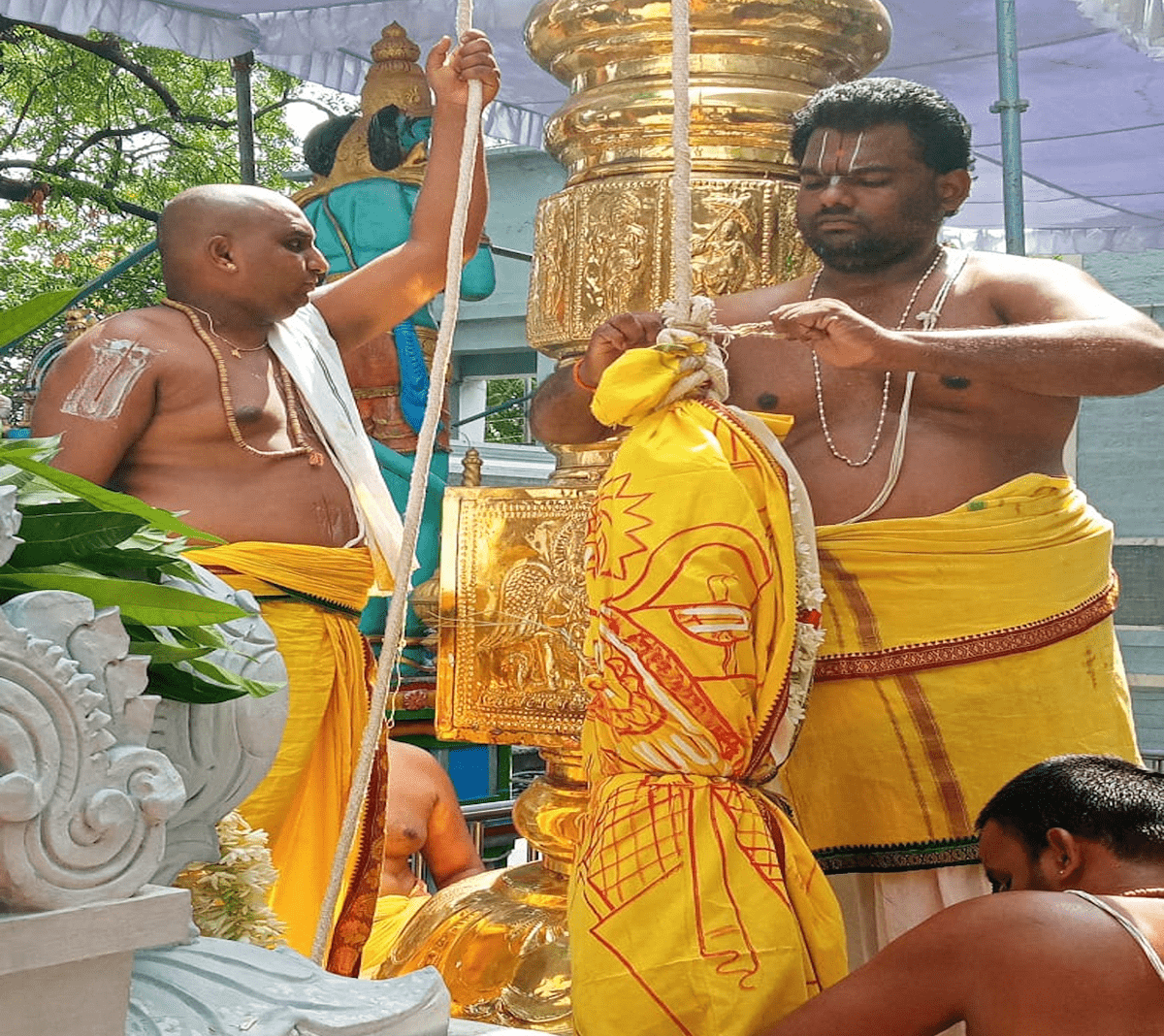 జమ్మలమడుగు శ్రీ నారాపుర వేంకటేశ్వరస్వామి బ్రహ్మోత్సవాలు ప్రారంభం