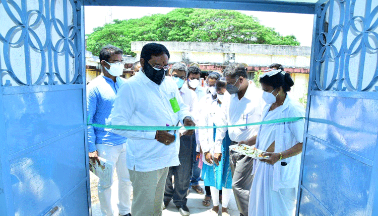 పాల‌కుర్తి ప్రభుత్వ దవాఖానలో కొవిడ్ కేర్ సెంట‌ర్ ప్రారంభం