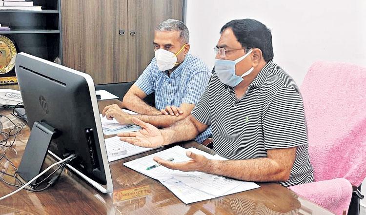 ‘ఉపాధి’ కల్పనలో మనమే నంబర్‌వన్‌