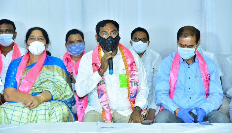 టీఆర్‌ఎస్‌ వెంటే ప్రజలు