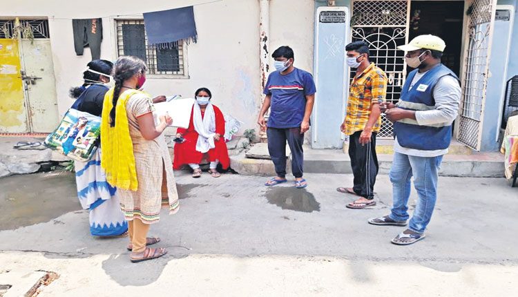 కొనసాగుతున్న ఫీవర్‌ సర్వే