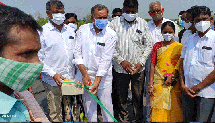 కొనుగోలు కేంద్రాలను సద్వినియోగం చేసుకోవాలి