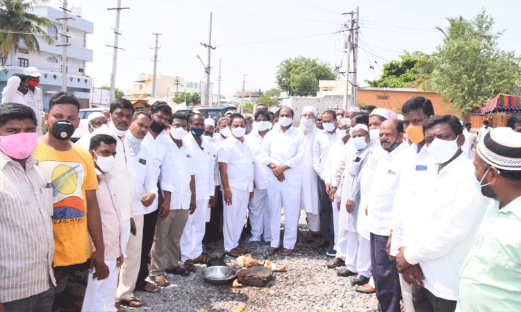 గద్వాల మున్సిపాలిటీ అభివృద్ధికి కృషి