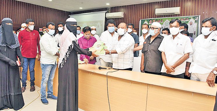 అన్ని వర్గాల సంతోషమే ధ్యేయం: మంత్రి గంగుల కమలాకర్‌