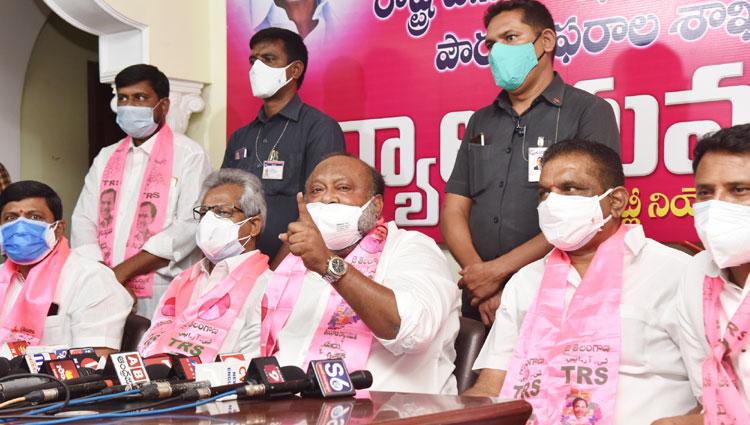 రాజీనామా చేసి మాట్లాడు