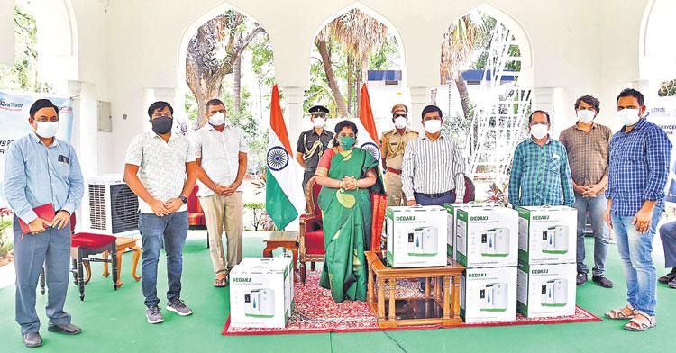 ఎన్నారైల సేవలు అమూల్యం