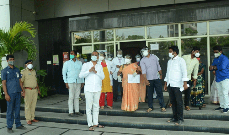 బాధ్యతగా పని చేయండి : మంత్రి హరీశ్‌ రావు