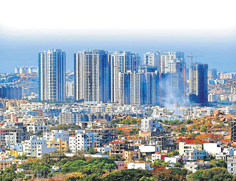 భూముల వేలంలో కొత్త ఒరవడి