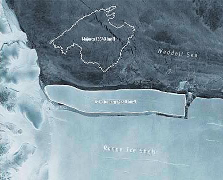 సముద్రంలో విరిగిపడ్డ అతిపెద్ద మంచుకొండ