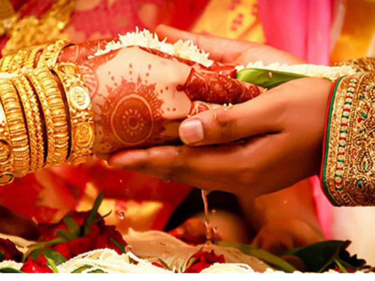 రెండో ఎక్కం కూడా రానివాడితో పెళ్లా? పీట‌ల‌పై నుంచి లేచివెళ్లిపోయిన వ‌ధువు