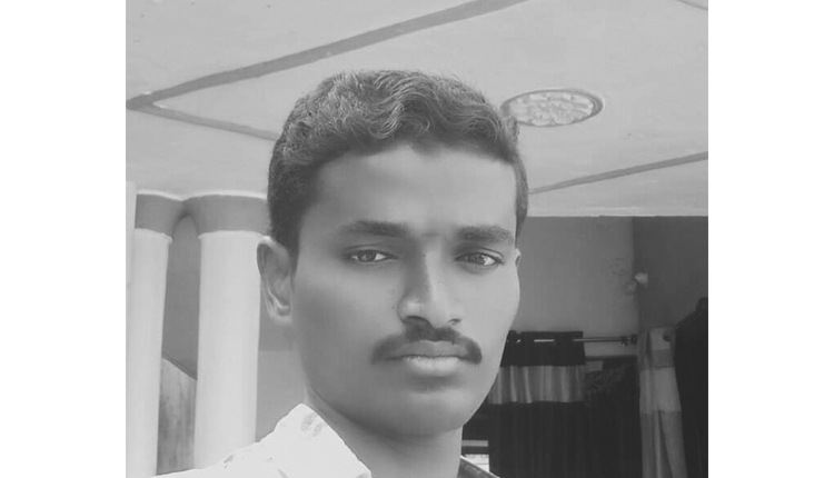 రైలు కిందపడి యువకుడి ఆత్మహత్య