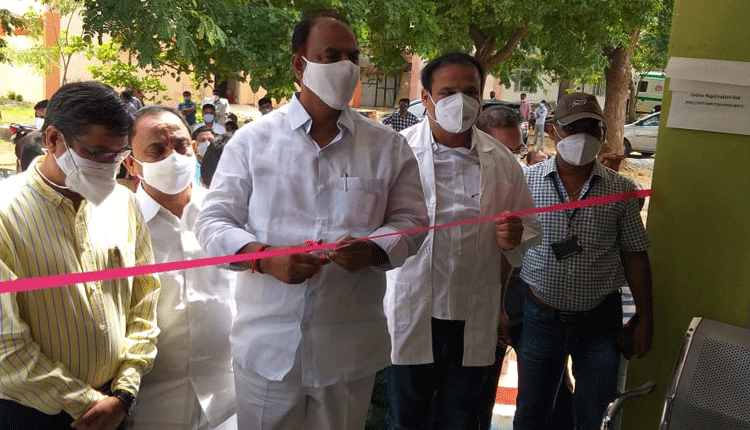 సూపర్ స్ప్రెడర్స్‌కు వ్యాక్సిన్‌తో కరోనా కట్టడి