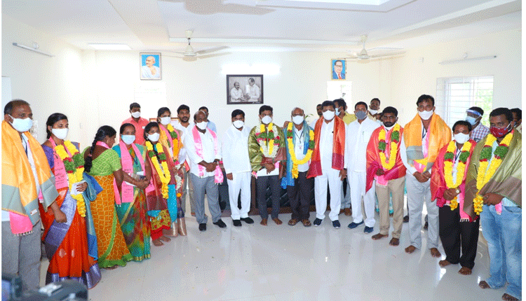 నకిరేకల్‌ మున్సిపాలిటీ నూతన పాలకవర్గానికి అభినందనలు