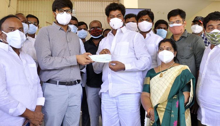 పుట్టిన రోజున కొవిడ్‌ బాధితులకు చేయూత