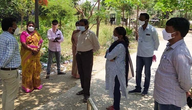 రైతులు ఊరు దాటకుండా కొనుగోలు కేంద్రాల ఏర్పాటు