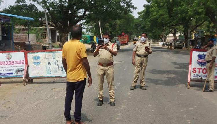 లాక్‌డౌన్‌ అమలుపై గ్రామాల్లో పోలీసుల పర్యవేక్షణ