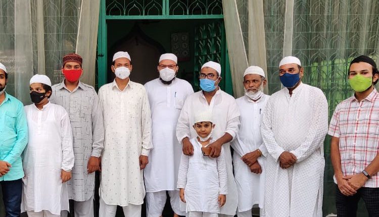 నిరాడంబరంగా రంజాన్‌ వేడుకలు