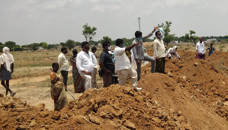 పాటుకాల్వ తొలగింపుపై ఆందోళన
