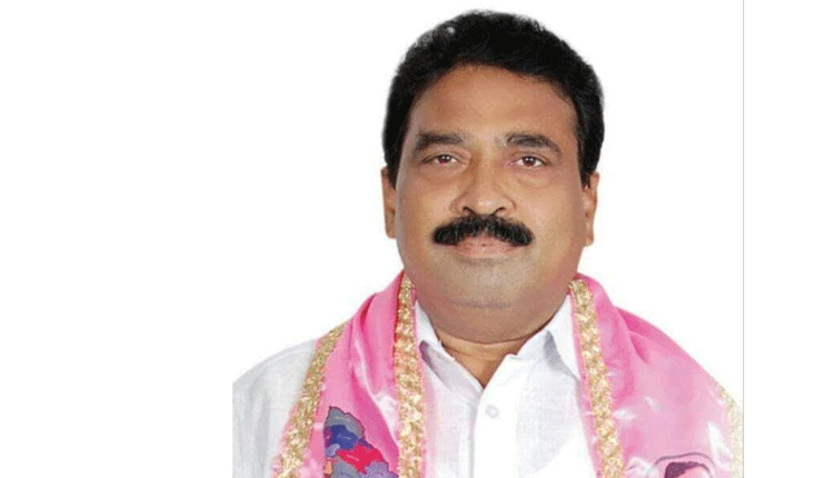 కరోనాతో టీఆర్‌ఎస్ ఖమ్మం జిల్లా మాజీ అధ్యక్షుడు మృతి