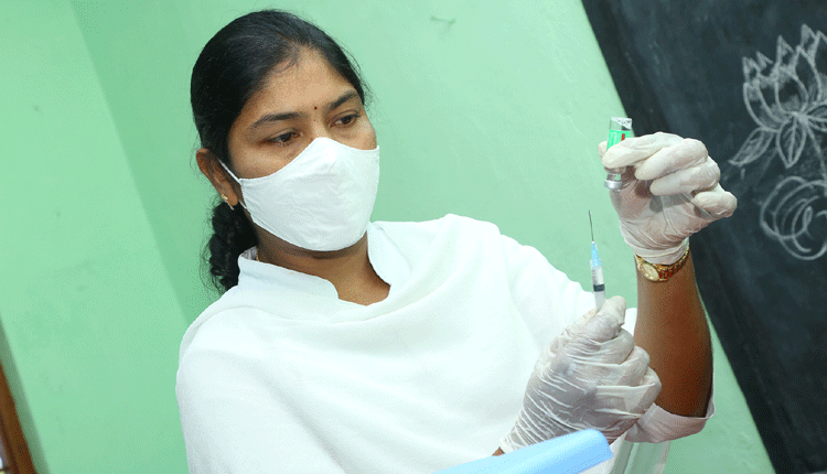 సేవలకు సెల్యూట్‌!