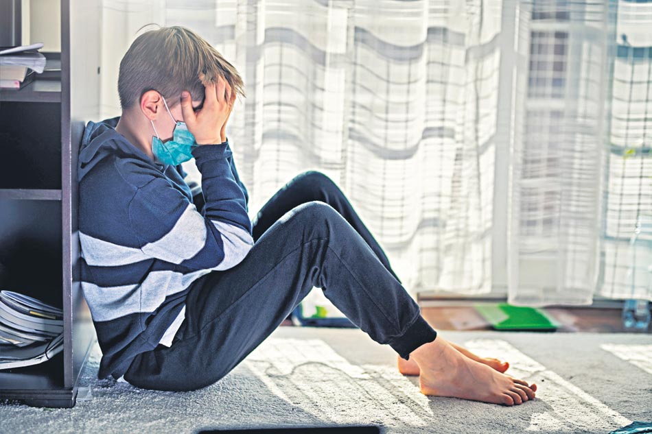 ఓ కంట కనిపెట్టండి