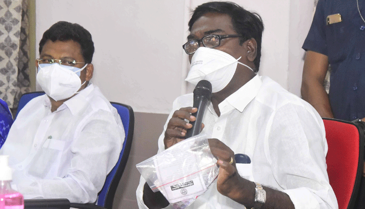 కరోనా బాధితుల కోసం కాల్‌ సెంటర్‌