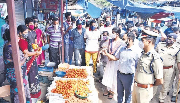 లాక్‌డౌన్‌ కఠినం